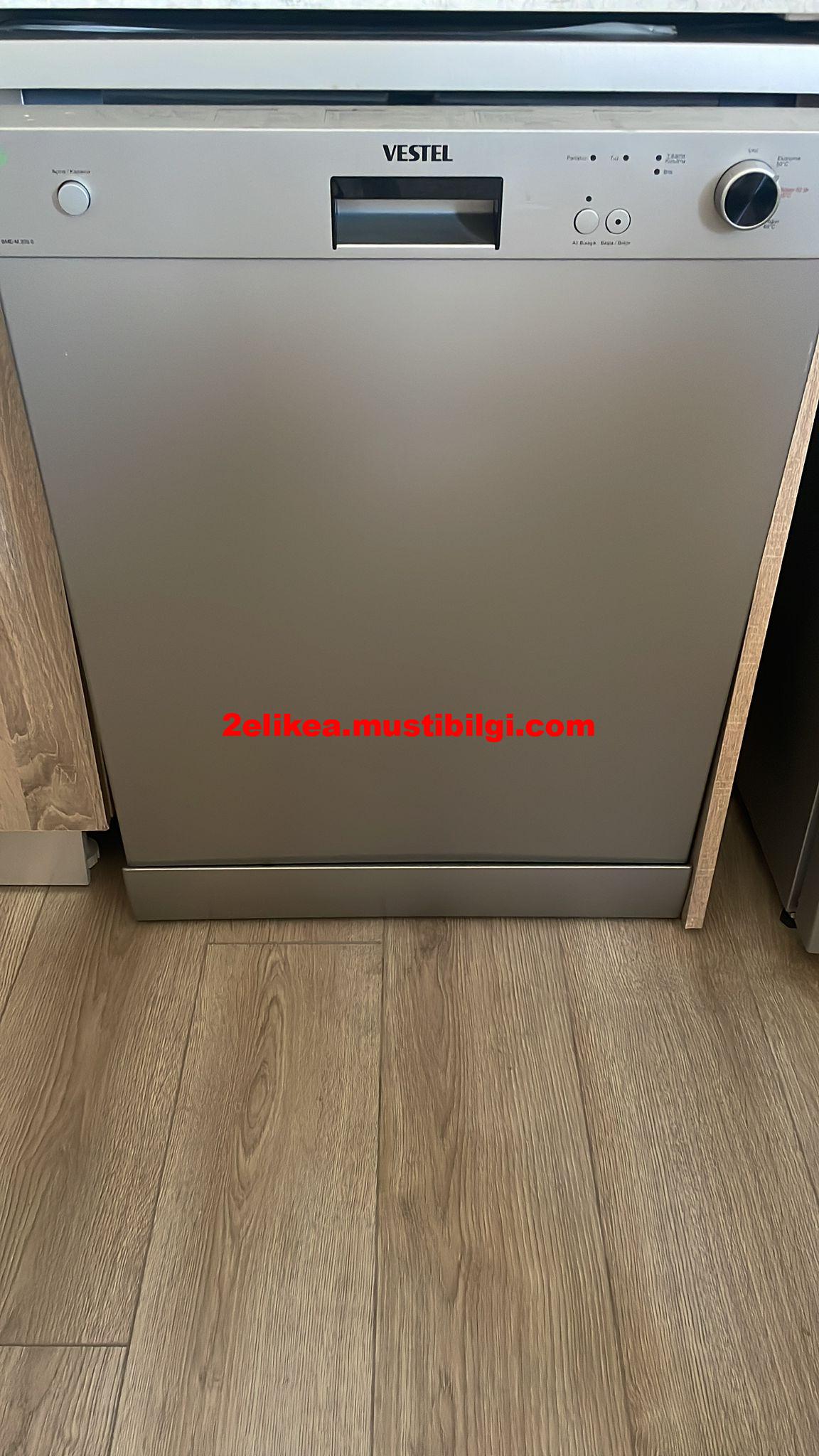 Teşhir beyaz eşyadır! Defolu bulaşık makinesi FİYATI: 2000 TL