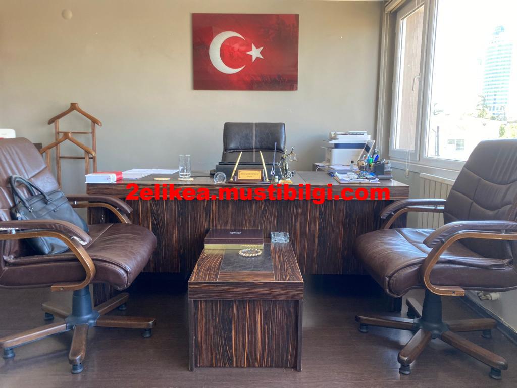 Temiz 5 aylık şahane bir ofis mobilyası takımı FİYATI: 4500 TL 2 temiz 5 aylik sahane bir ofis mobilyasi takimi 2