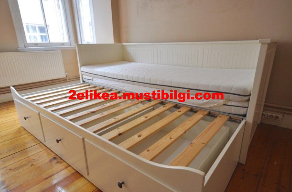 Temiz durumda sıfır gibi ikea divan 450 TL