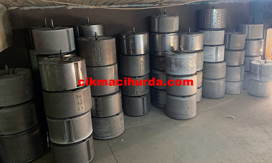 Aralarında yenileri var, hurda çamaşır makinesi kazanı!