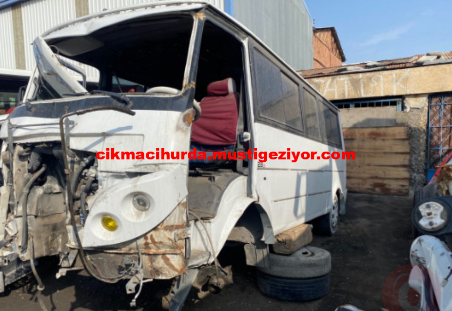 Hurda otobüs kasası Hurda otobus kasasi 1