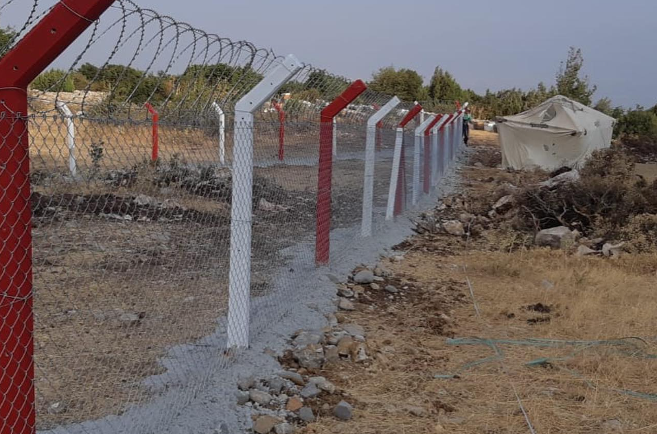 Çıkma çit direği beton (ikinci el beton tel çit dereği)